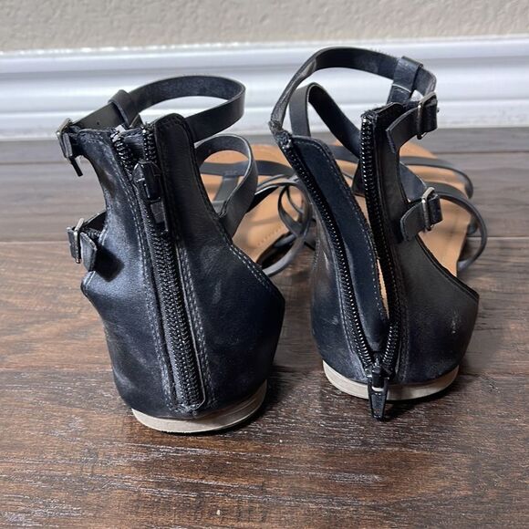 AMERICAN EAGLE BLACK SANDAL SIZE 9 - Picture 4 of 9